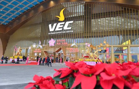 Lễ hội Mùa Xuân tại VEC Hà Nội: Đi một vòng trọn không khí Tết